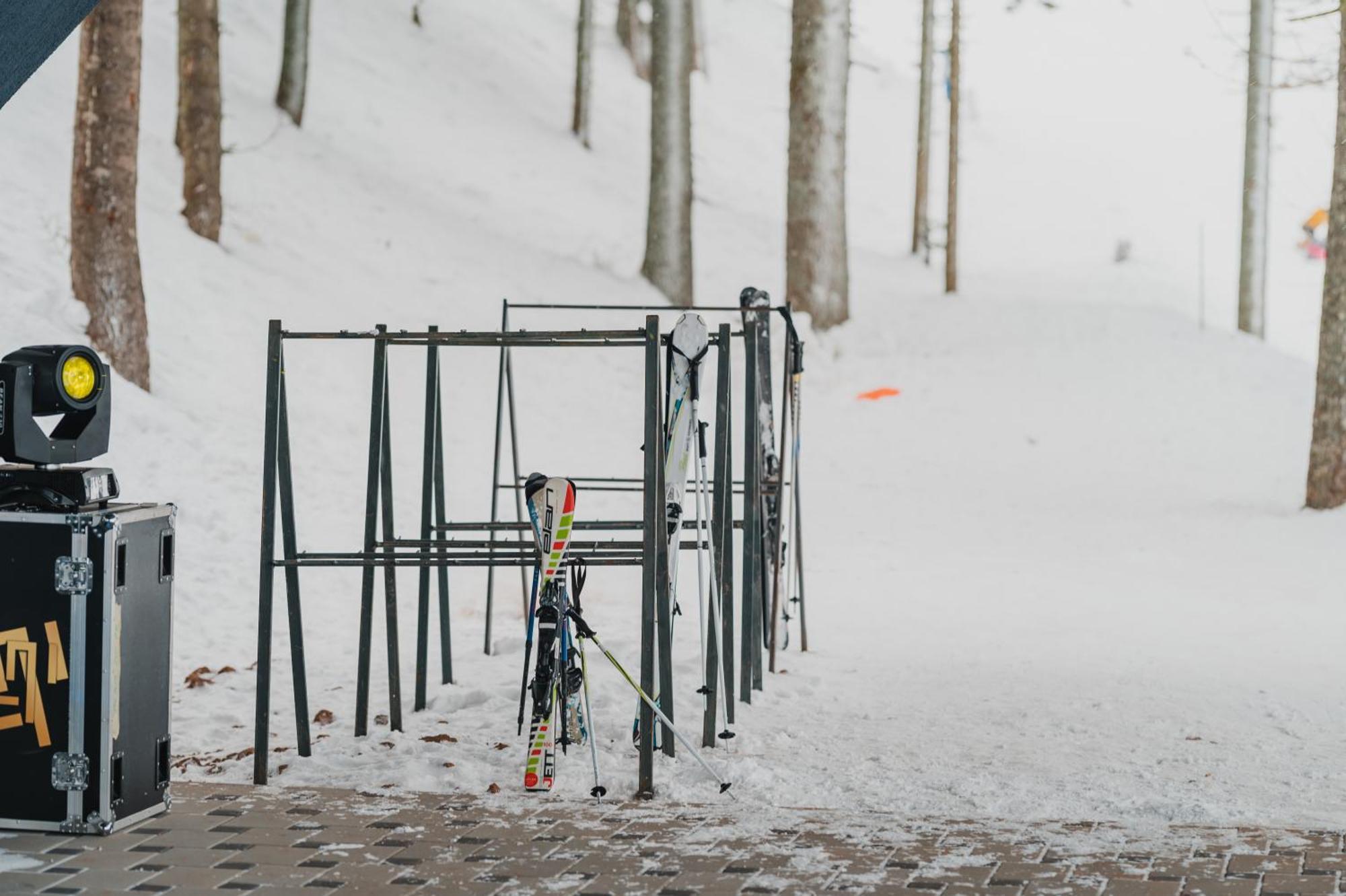 Hotel Nomad Bjelašnica Esterno foto